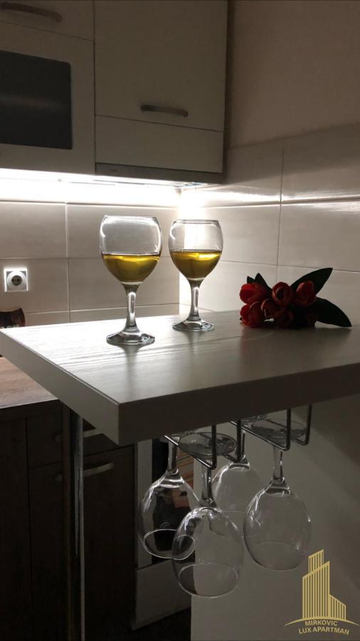Mirkovic Lux Apartman Ниш Экстерьер фото